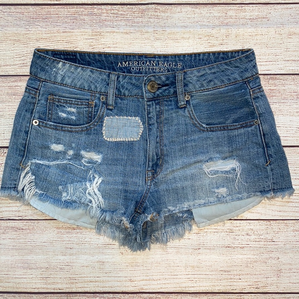 American Eagle Outfitters Hi-Rise Shortie